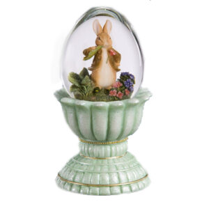 BEATRIX POTTER BENJAMIN BUNNY EATING